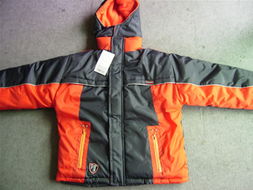 福州榮登貿(mào)易 專業(yè)男童小棉衣與服飾鞋帽零售批發(fā)服務(wù)